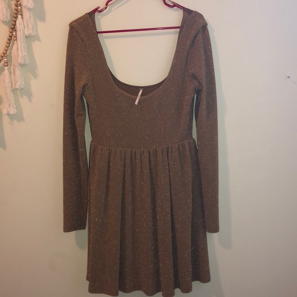 Never worn FREE PEOPLE long sleeve mini dress!
